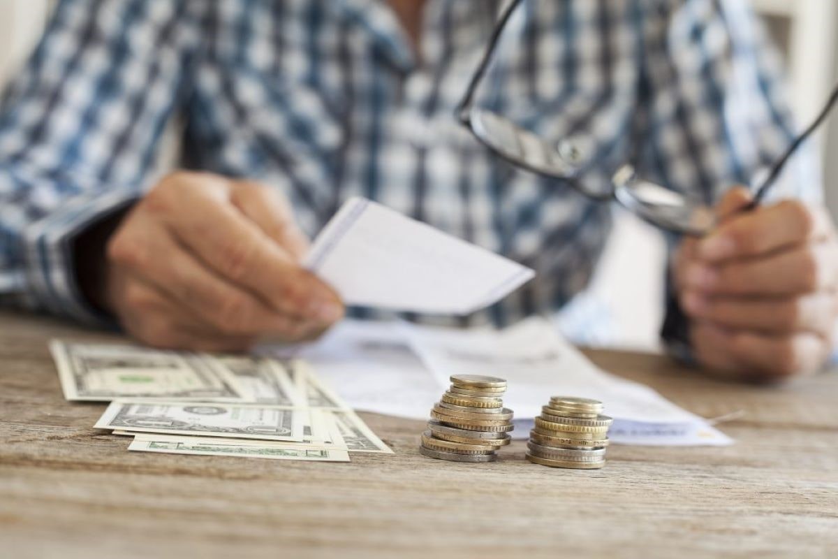 فرآیند رسیدگی دادخواست مطالبه وجه و خسارت تاخیر تادیه چیست؟